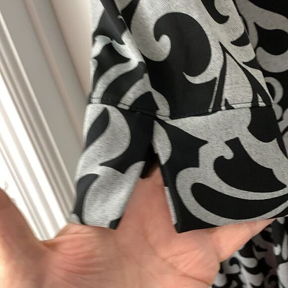 Chico's Size 2 classic and classy gray and black midi dress - Picture 3 of 10